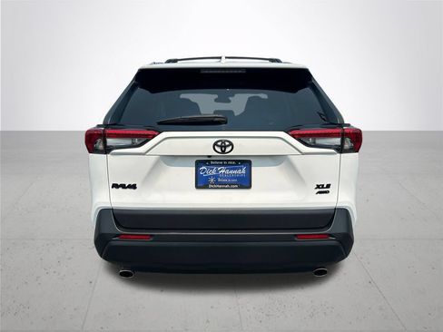 Used 2022 Toyota RAV4 XLE w/ XLE Grade Weather Package AWD/4WD image 8