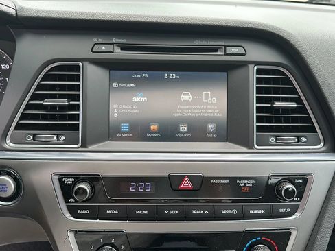 Used 2017 Hyundai Sonata Sport w/ Value Edition Package 02 FWD image 33