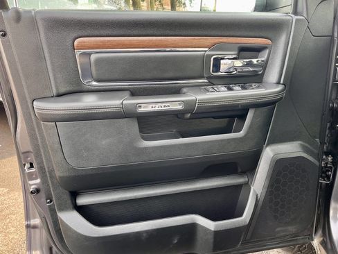 Used 2017 RAM 1500 Laramie w/ Convenience Group image 17