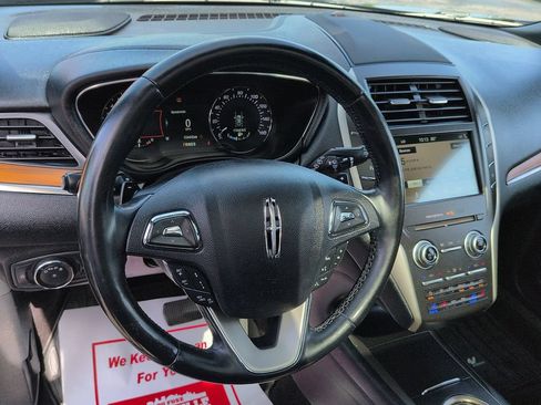 Used 2018 Lincoln MKC Reserve AWD/4WD image 9