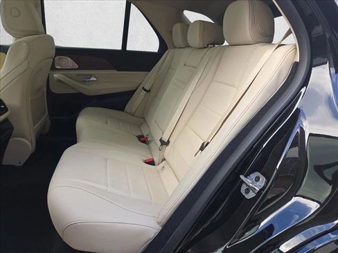 New 2026 Mercedes-Benz GLE 450 4MATIC image 13