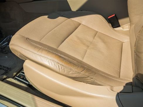 Used 2011 Mercedes-Benz E 550 Cabriolet image 41