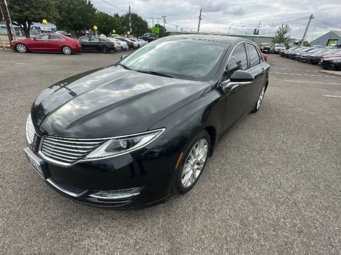 Used 2014 Lincoln MKZ AWD w/ Equipment Group 102A Reserve image 7