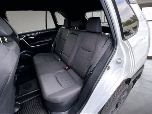 Used 2023 Toyota RAV4 SE w/ SE Grade Weather Package AWD/4WD image 27