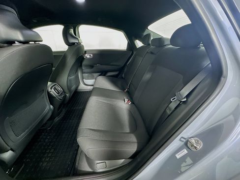 Used 2024 Hyundai Ioniq 6 SE RWD image 29