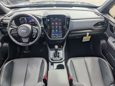 New 2025 Subaru Forester Touring w/ Touring Package image 15