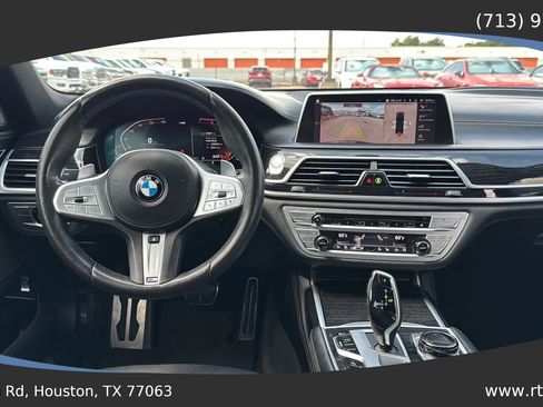 Used 2020 BMW 750i xDrive w/ Executive Package image 37