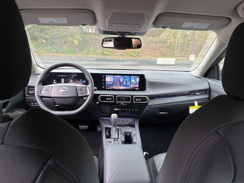 New 2026 Nissan Sentra SV w/ SV Convenience Package FWD image 25