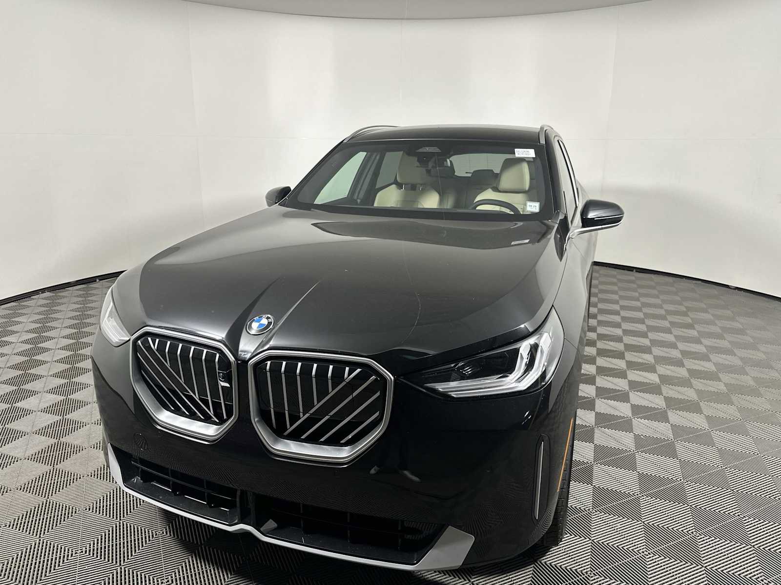 New 2025 BMW X3 xDrive30i w/ Premium Package AWD/4WD image 7