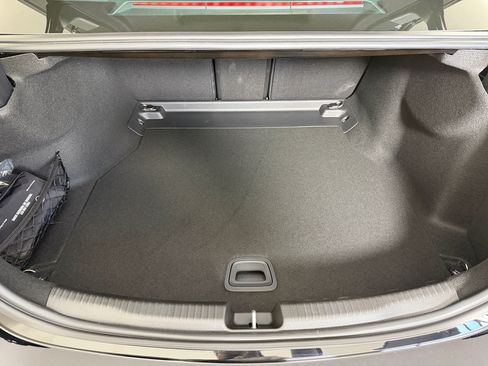 Used 2026 Mercedes-Benz C 300 4MATIC Sedan image 30