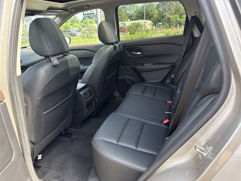 Certified 2022 Nissan Rogue SL image 36