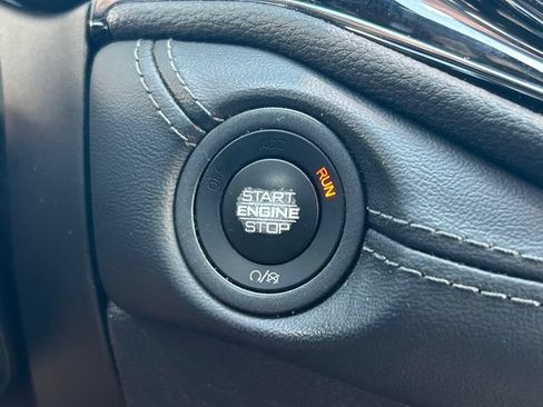 Used 2022 Dodge Durango GT AWD/4WD image 32