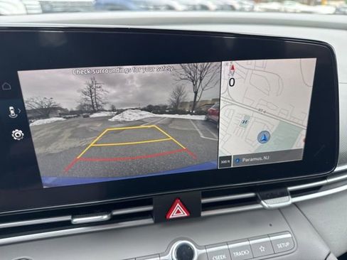 Certified 2023 Hyundai Elantra SEL w/ Convenience Package image 10