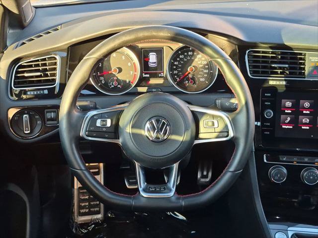 Used 2020 Volkswagen GTI SE FWD image 13