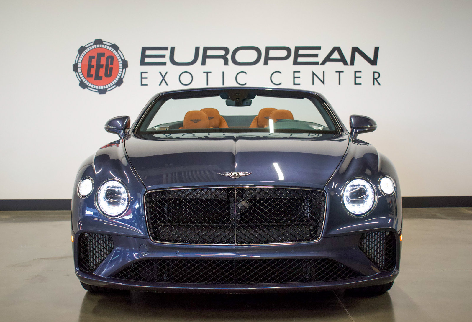 Used 2024 Bentley Continental GT V8 AWD/4WD image 13