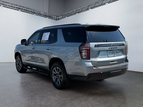 Used 2024 Chevrolet Tahoe Z71 w/ Luxury Package AWD/4WD image 5