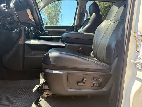 Used 2018 RAM 2500 Laramie w/ Sport Appearance Group AWD/4WD image 9