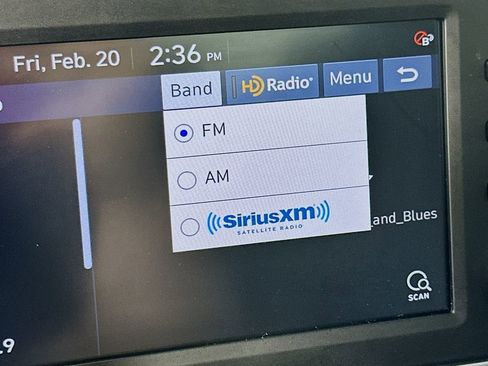 Used 2022 Hyundai Elantra SEL w/ Preferred Accessory Package image 26