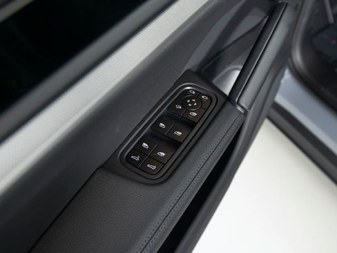 New 2026 Porsche Cayenne image 21