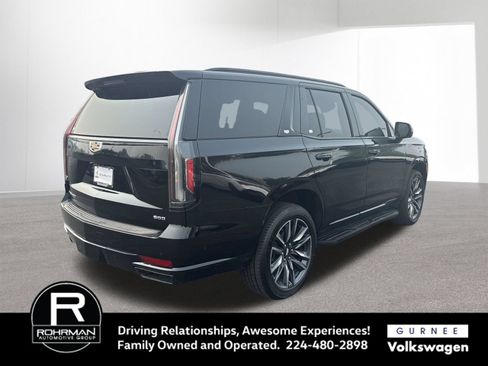 Used 2023 Cadillac Escalade Sport AWD/4WD image 9