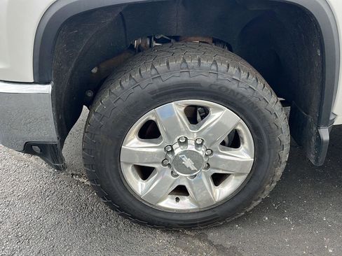 Used 2020 Chevrolet Silverado 2500 LTZ w/ LTZ Premium Package image 25