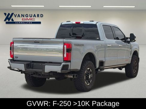 Used 2025 Ford F250 Platinum w/ Platinum Plus Package AWD/4WD image 7