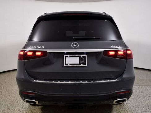 Certified 2025 Mercedes-Benz GLS 580 4MATIC image 7