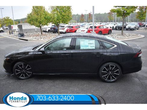 New 2025 Honda Accord Hybrid Touring image 6