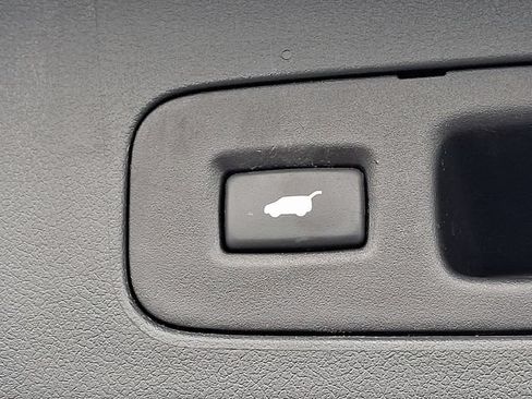 Used 2016 Honda CR-V Touring image 29