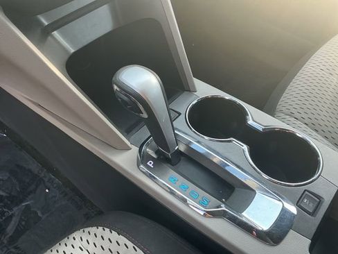 Used 2010 Chevrolet Equinox LS AWD/4WD image 19