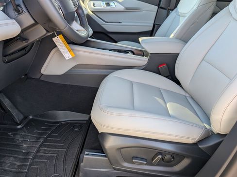 New 2026 Ford Explorer Active w/ Active Comfort Package RWD image 15