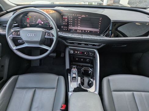 Certified 2025 Audi Q5 Premium Plus w/ Premium Plus AWD/4WD image 23
