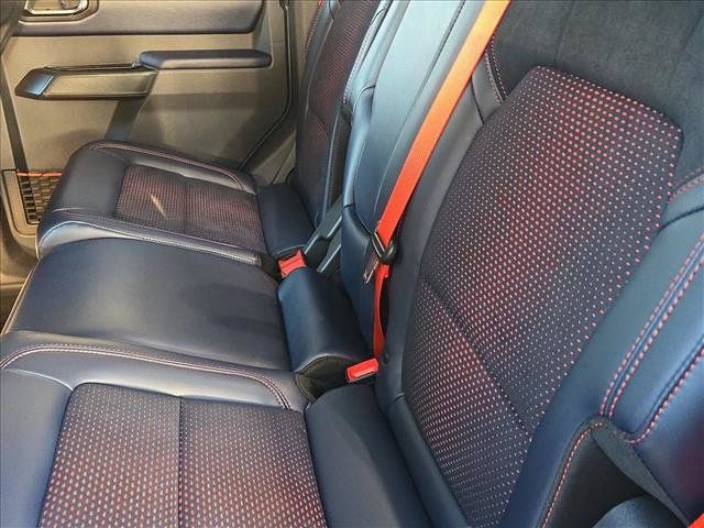 Certified 2025 Ford Bronco Raptor w/ Interior Carbon Fiber Pack AWD/4WD image 19
