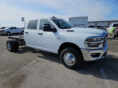New 2026 RAM 3500 Tradesman w/ Chrome Appearance Group A image 40