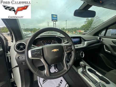 Used 2019 Chevrolet Blazer LT FWD image 16