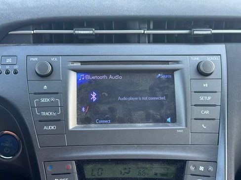 Used 2015 Toyota Prius Two FWD image 18