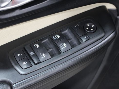 Used 2015 Jeep Cherokee Latitude FWD image 7