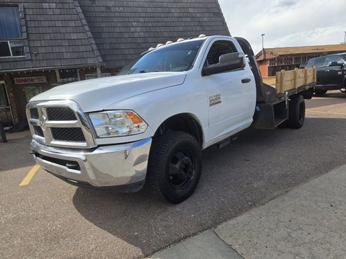 Used 2018 RAM 3500 Tradesman w/ Power & Remote Entry Group AWD/4WD image 4