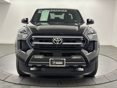 Used 2026 Toyota Tacoma SR5 AWD/4WD image 6