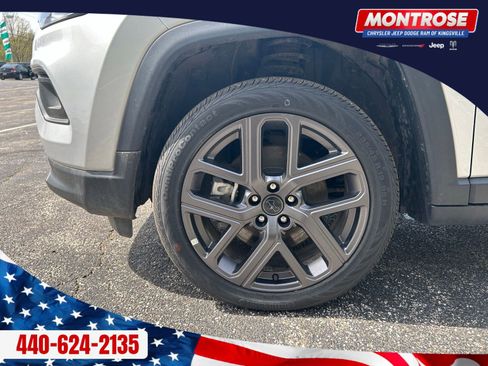 New 2026 Jeep Compass Latitude AWD/4WD image 33