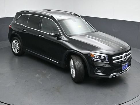 Used 2022 Mercedes-Benz GLB 250 4MATIC image 48