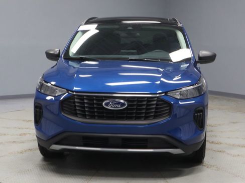Used 2023 Ford Escape Active AWD/4WD image 6