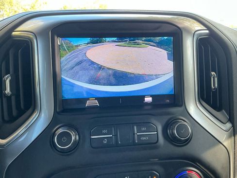 Used 2021 Chevrolet Silverado 1500 LT Trail Boss w/ LPO, Dark Essentials Package image 19