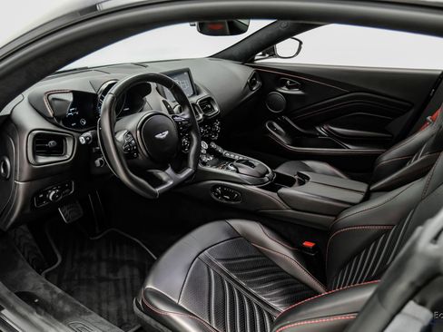 Used 2023 Aston Martin V12 Vantage RWD image 2
