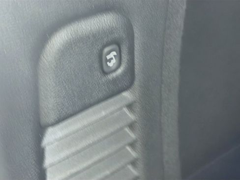 Used 2025 Dodge Durango GT AWD/4WD image 30