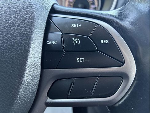 Used 2020 Jeep Cherokee Limited AWD/4WD image 23