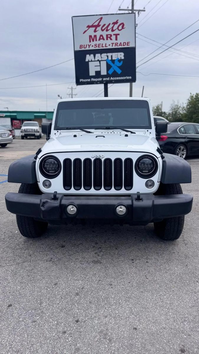 Used 2016 Jeep Wrangler Unlimited Sport AWD/4WD image 2