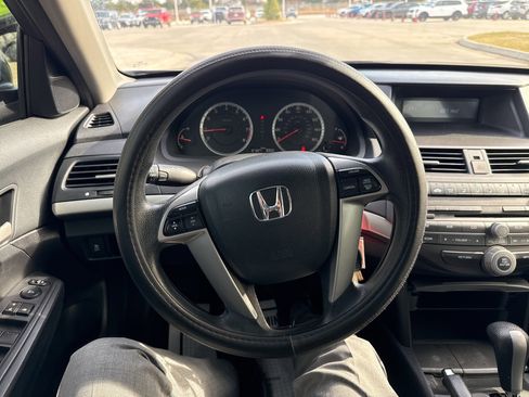 Used 2012 Honda Accord LX image 17