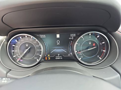 Used 2021 Maserati Levante S GranSport AWD/4WD image 22