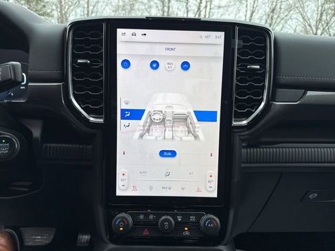 New 2025 Ford Ranger Lariat w/ Trailer Tow Package image 14